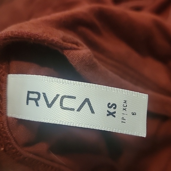 RVCA Temped knit Swing Dress with pockets - Picture 7 of 10